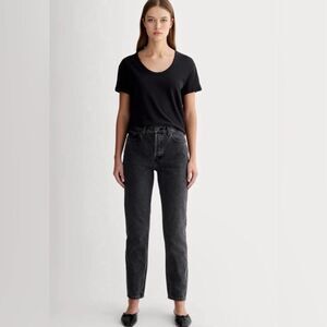 Everlane the 90s cheeky jean cropped washed black